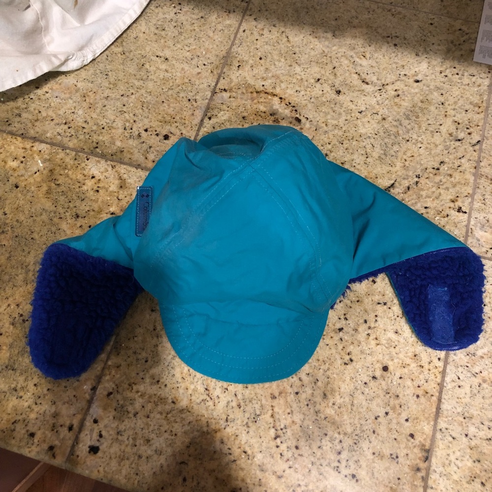 Columbia snow hat